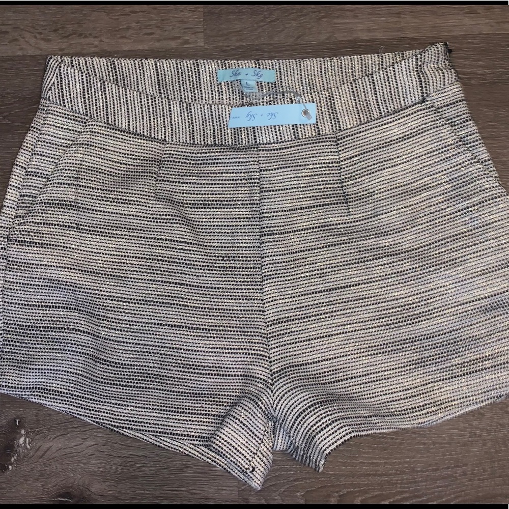 She sky shorts